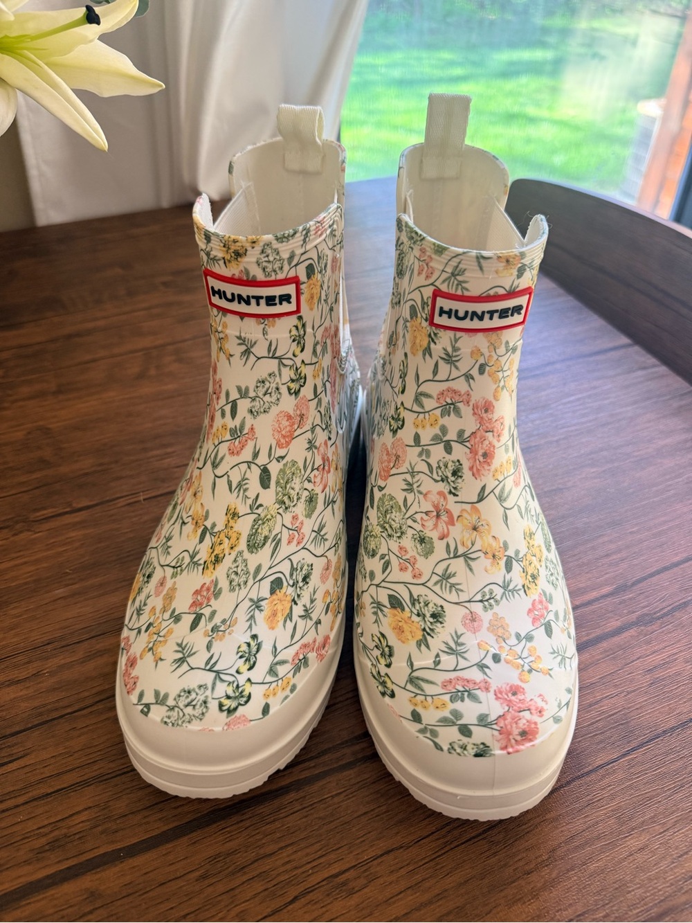 Hunter Floral White Chelsea Rain Boots